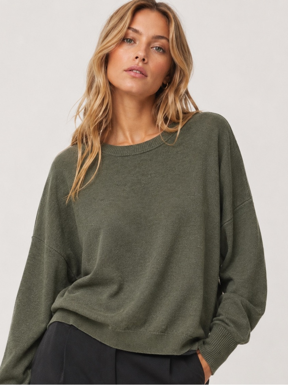 Aerie - Olive Green - Oversized Lightweight Crewneck Long Sleeve - Size Small